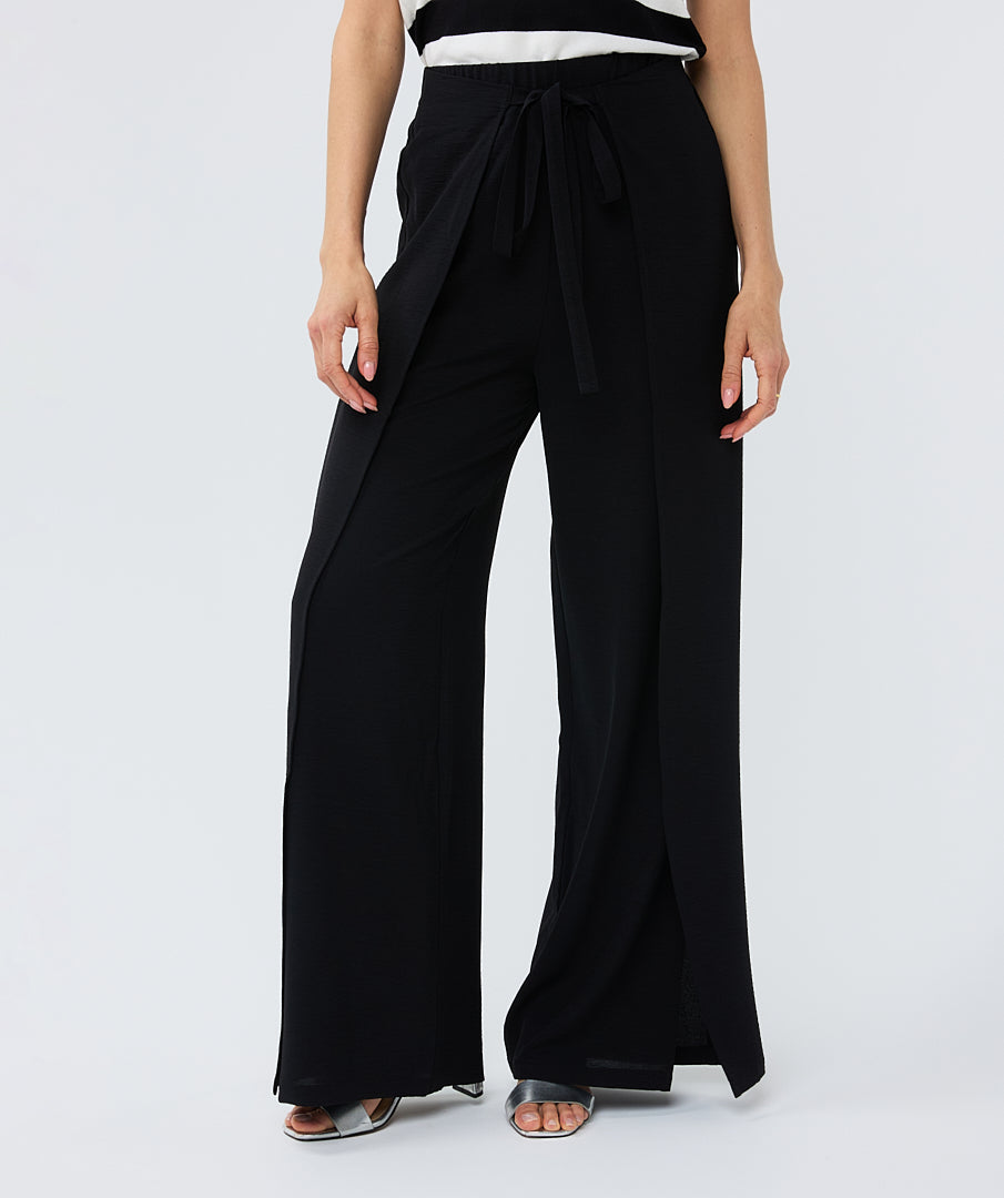 Overlap Wide Crinkle Trousers